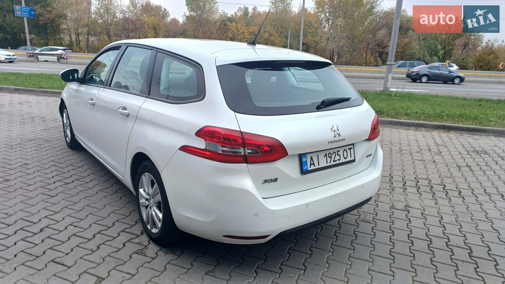 2016 Peugeot 308 - мініатюра 8