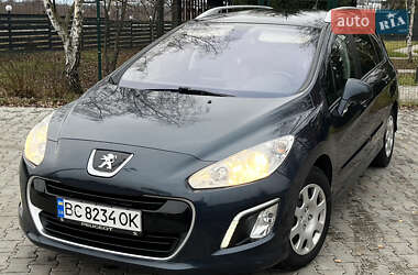 Хетчбек Peugeot 308 2012 в Стрию