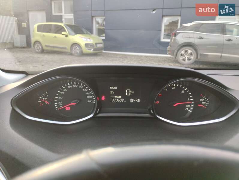 Универсал Peugeot 308 2014 в Ивано-Франковске фото 10 Универсал Peugeot 308 2014 в Ивано-Франковске