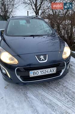 Універсал Peugeot 308 2011 в Тернополі