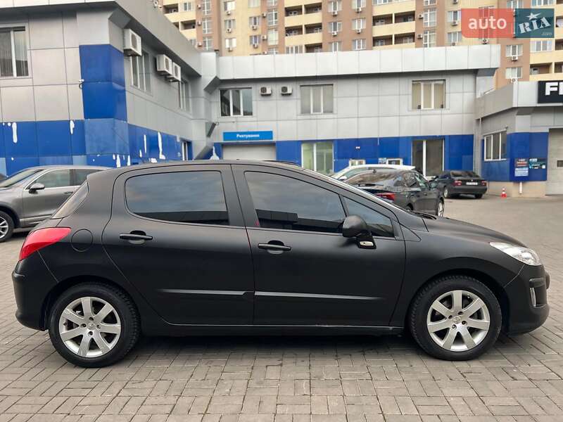 Хэтчбек Peugeot 308 2010 в Одессе