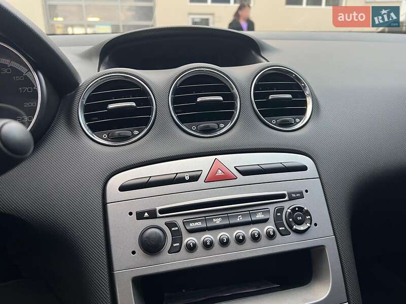 Хэтчбек Peugeot 308 2010 в Одессе