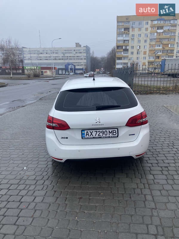 Універсал Peugeot 308 2015 в Харкові