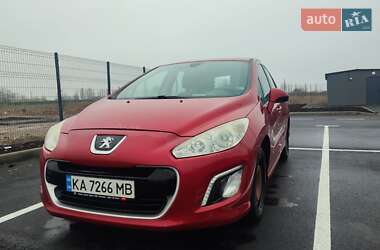 Хетчбек Peugeot 308 2012 в Києві