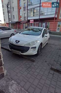 Хетчбек Peugeot 308 2010 в Львові