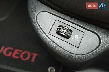 Хетчбек Peugeot 308 2012 в Охтирці