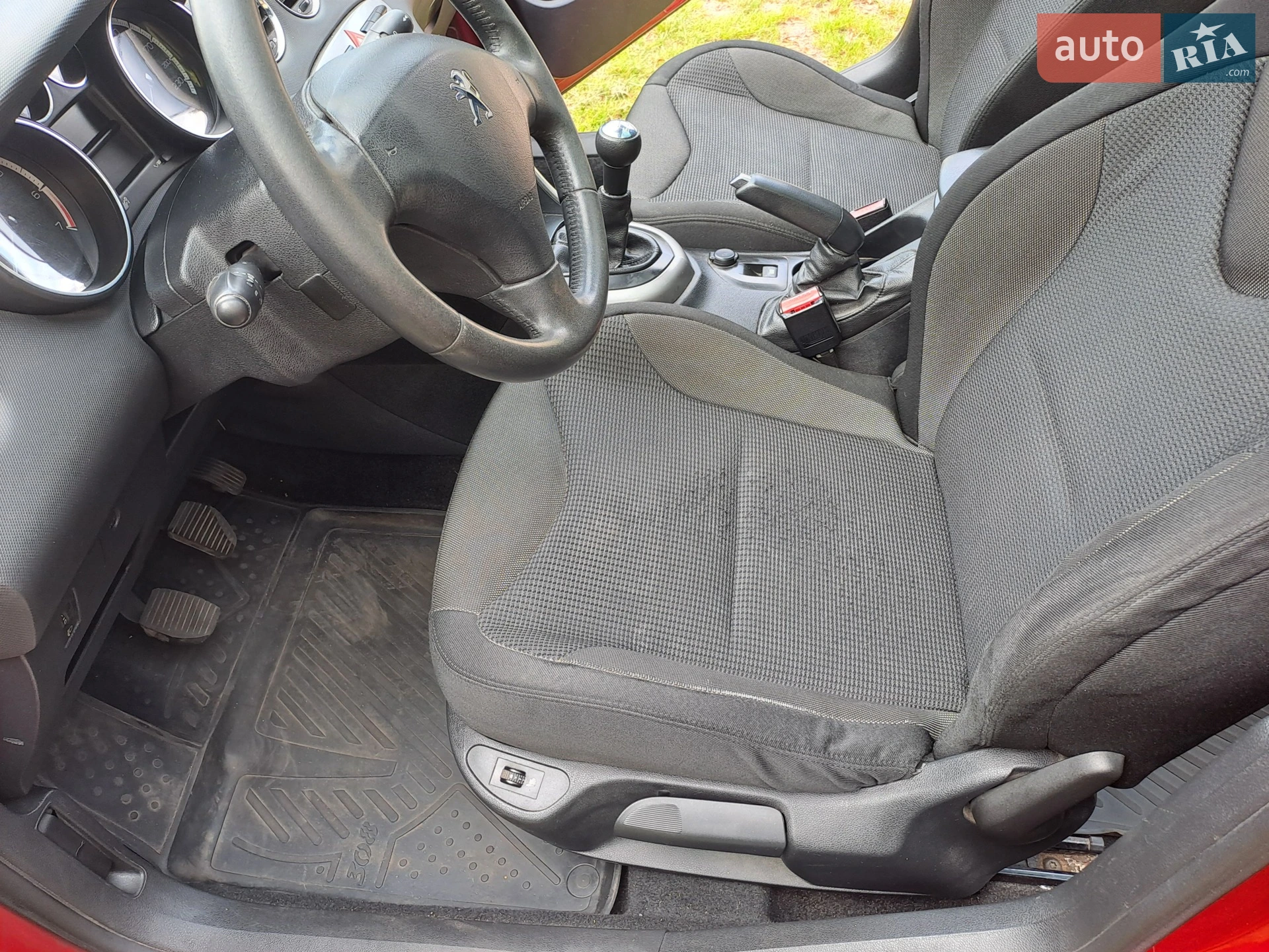 2011 Peugeot 308 - мініатюра 15