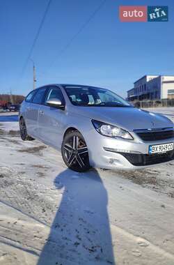 Универсал Peugeot 308 2015 в Шепетовке