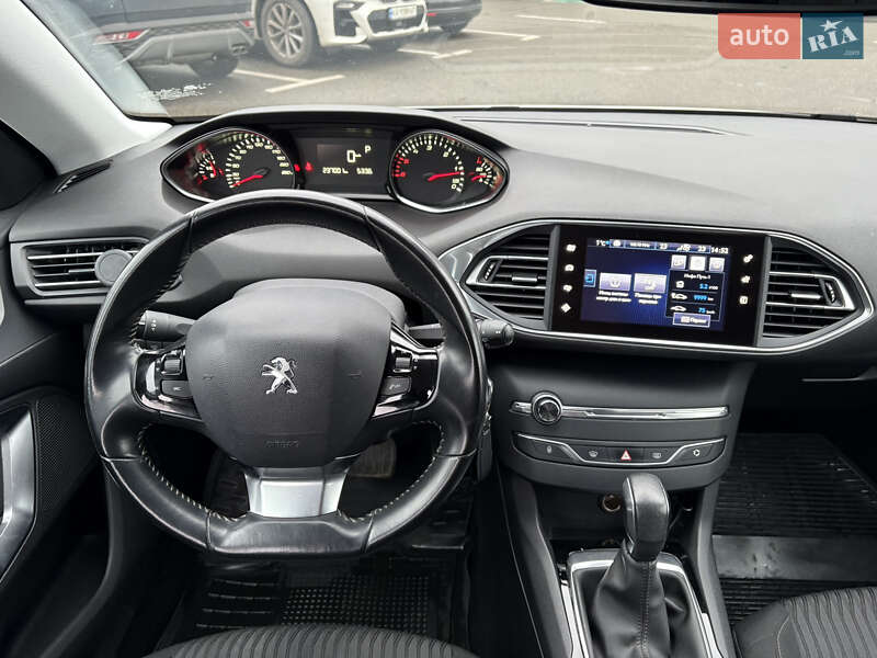 Универсал Peugeot 308 2016 в Киеве