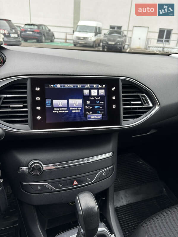 Универсал Peugeot 308 2016 в Киеве