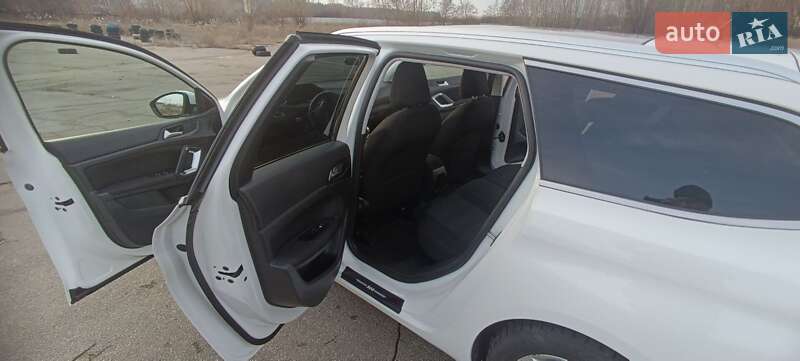 Універсал Peugeot 308 2014 в Києві