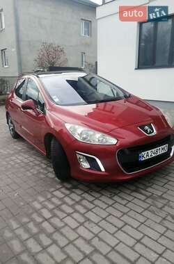 Хэтчбек Peugeot 308 2011 в Тернополе