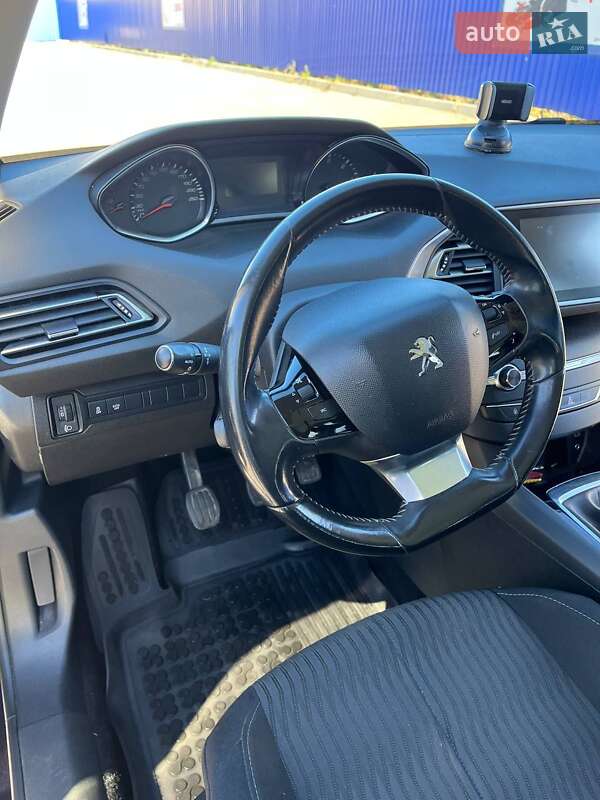 Універсал Peugeot 308 2014 в Калуші