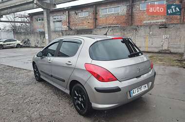 Хэтчбек Peugeot 308 2010 в 