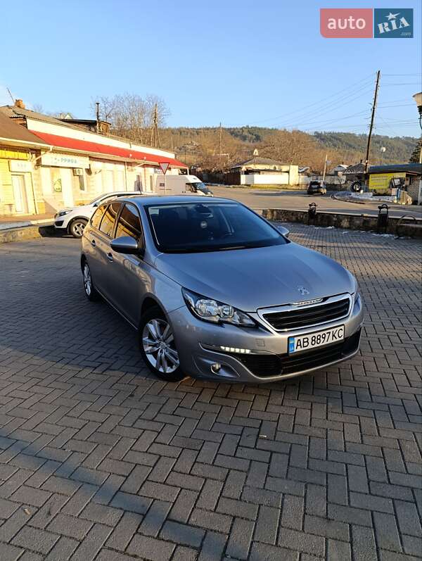 Универсал Peugeot 308 2015 в Могилев-Подольске