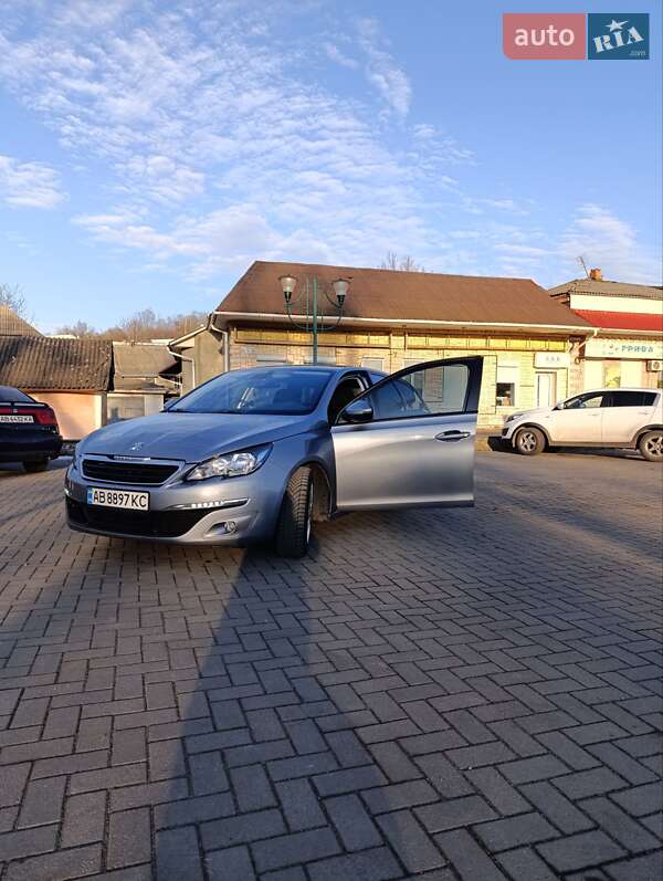 Универсал Peugeot 308 2015 в Могилев-Подольске