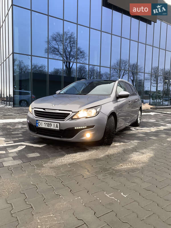 Peugeot 308 2015