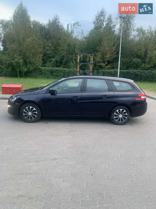 Універсал Peugeot 308 2017 в Рівному