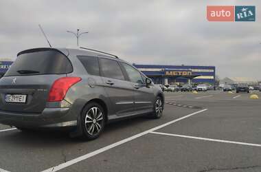 Универсал Peugeot 308 2011 в 