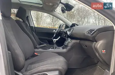 Peugeot 308 2015
