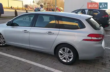 Peugeot 308 2016