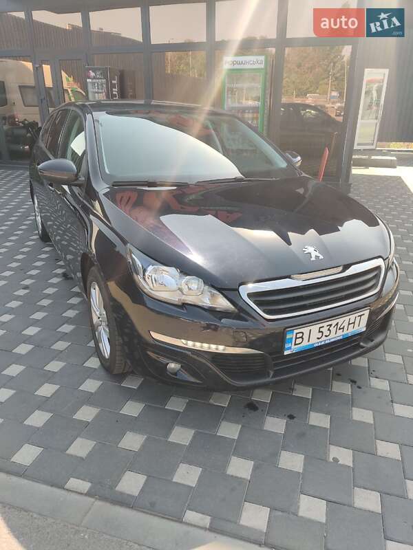 Универсал Peugeot 308 2015 в 
