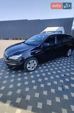Универсал Peugeot 308 2015 в 