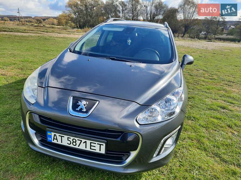 Універсал Peugeot 308 2012 в Івано-Франківську