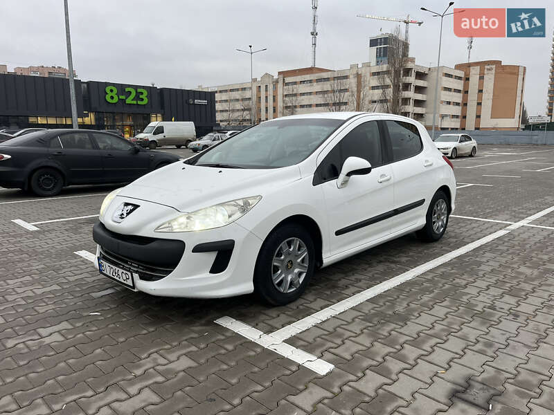 Хетчбек Peugeot 308 2010 в Києві