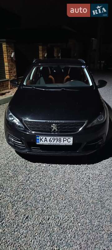 Универсал Peugeot 308 2019 в Киеве