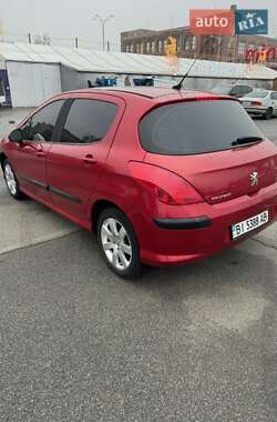 Хетчбек Peugeot 308 2008 в 