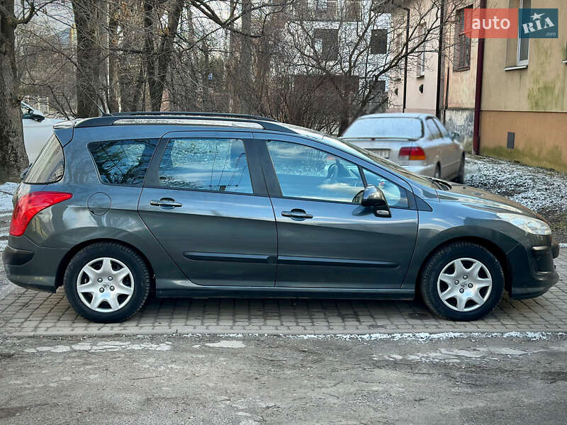 Універсал Peugeot 308 2010 в Львові