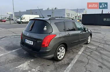 Peugeot 308 2012