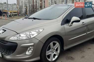 Універсал Peugeot 308 2010 в Києві