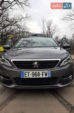 Универсал Peugeot 308 2017 в Полтаве