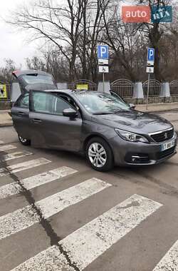 Универсал Peugeot 308 2017 в Полтаве