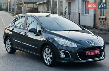 Хетчбек Peugeot 308 2012 в Здолбуніві