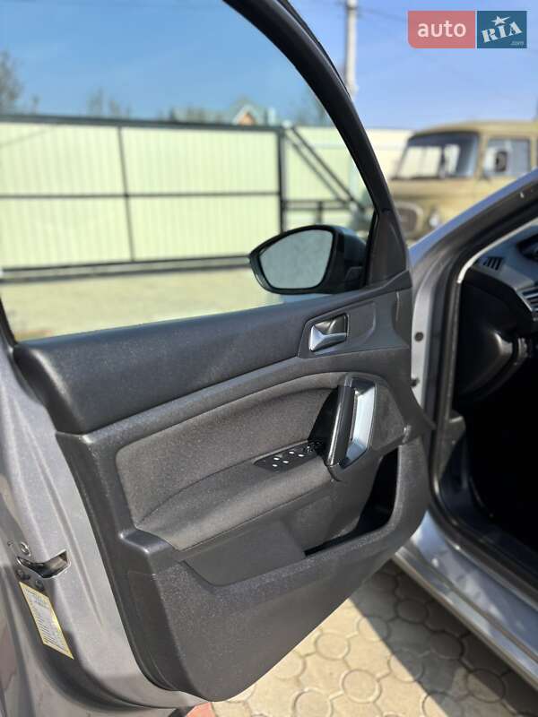 Универсал Peugeot 308 2016 в Черновцах фото 11 Универсал Peugeot 308 2016 в Черновцах