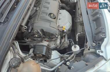 Хэтчбек Peugeot 308 2009 в 