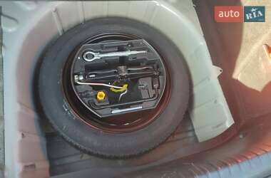 Хэтчбек Peugeot 308 2009 в 