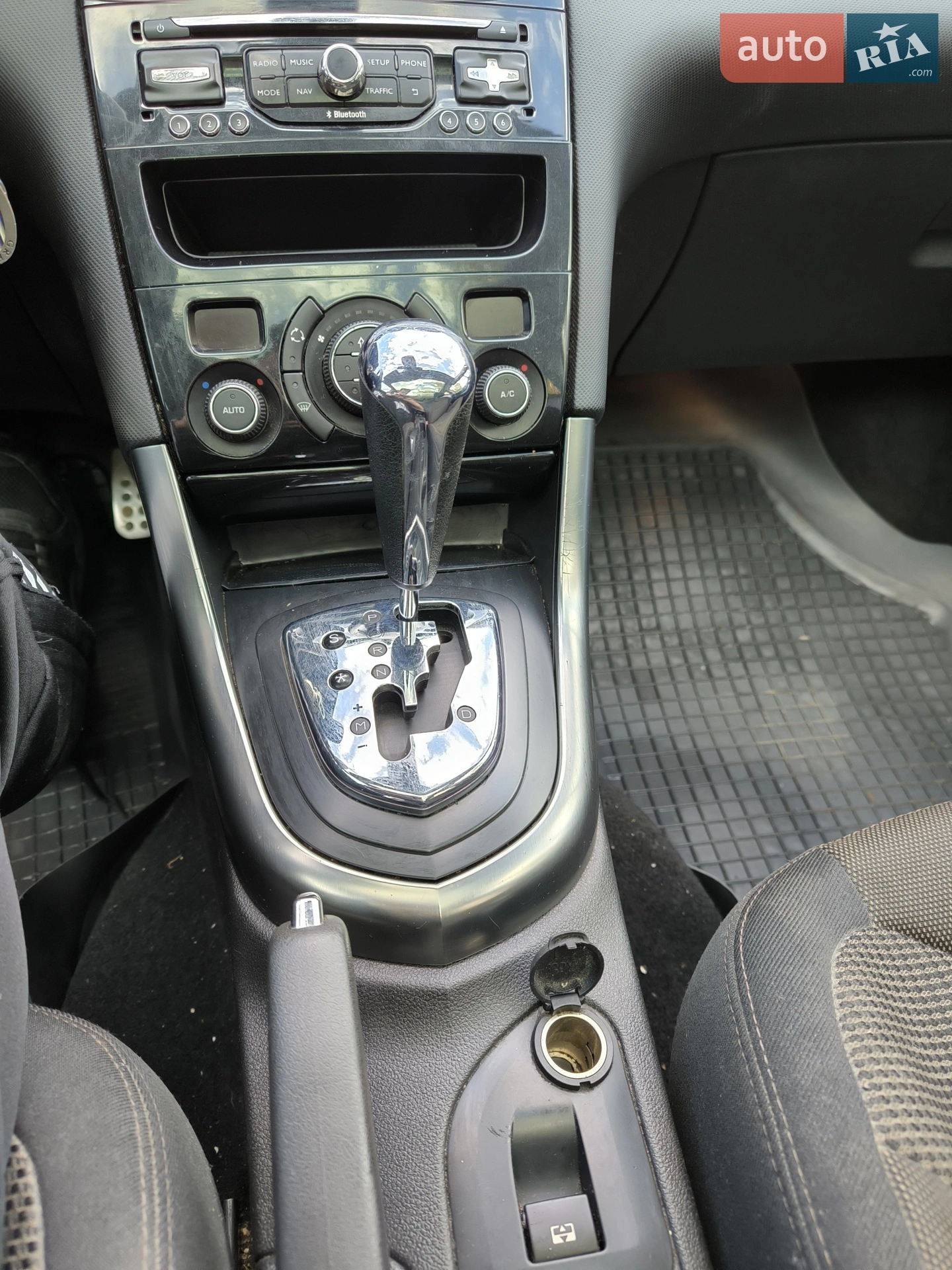 2013 Peugeot 308 - мініатюра 11