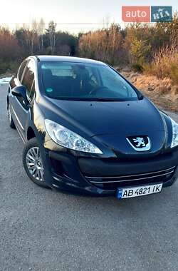 Хэтчбек Peugeot 308 2010 в Шепетовке