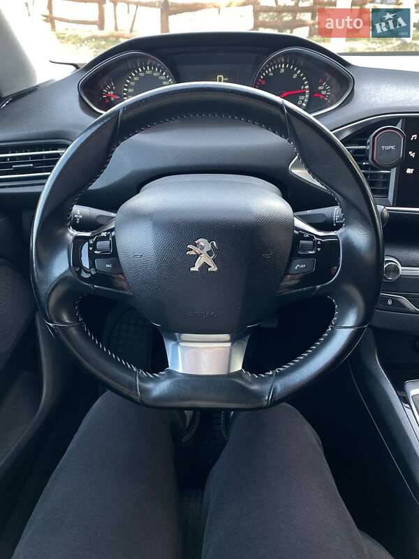 Хетчбек Peugeot 308 2018 в Гайвороні