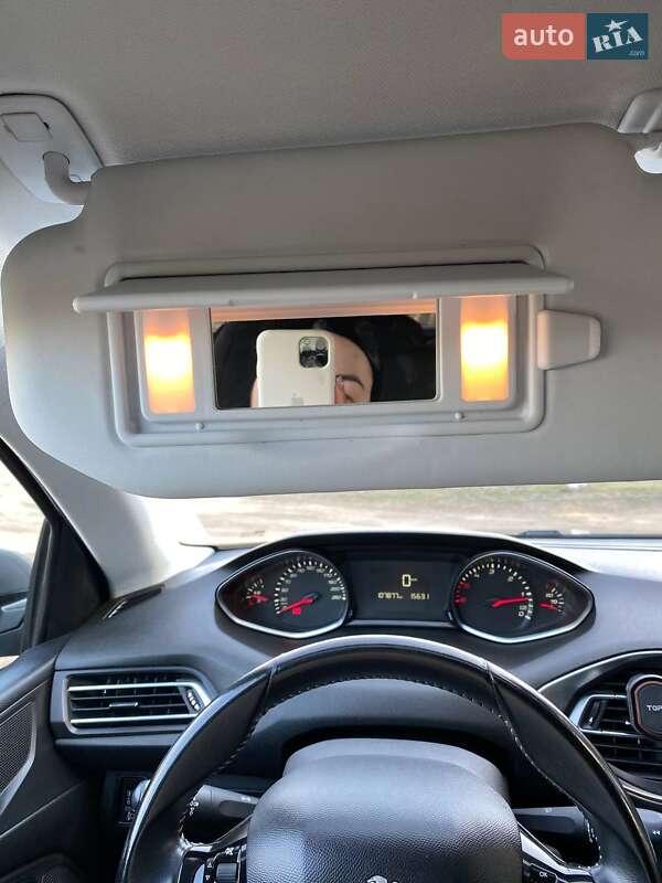 Хетчбек Peugeot 308 2018 в Гайвороні