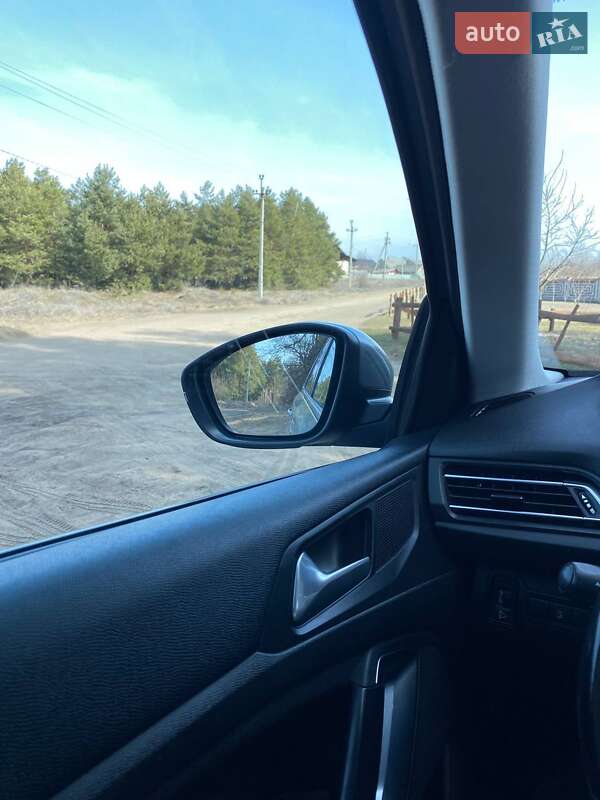 Хетчбек Peugeot 308 2018 в Гайвороні