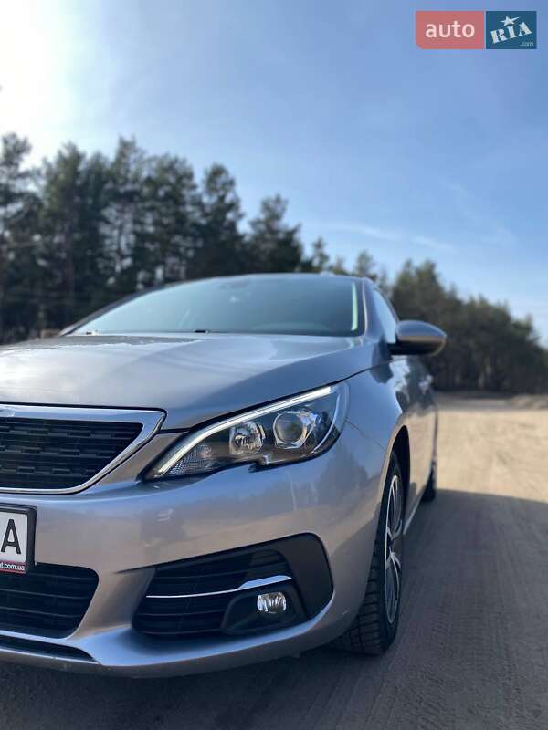 Хетчбек Peugeot 308 2018 в Гайвороні