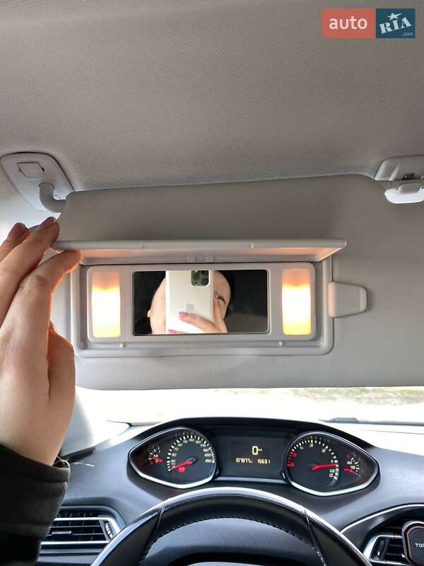 Хетчбек Peugeot 308 2018 в Гайвороні