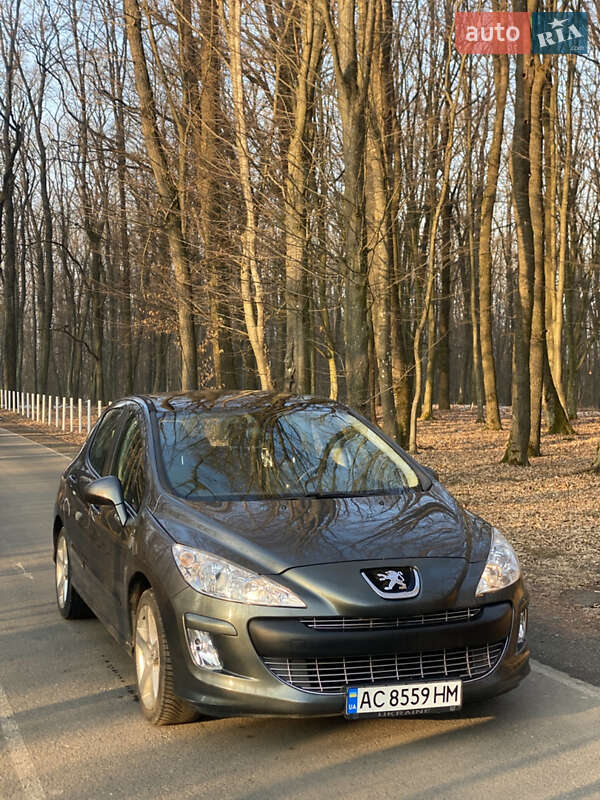 Хетчбек Peugeot 308 2008 в Луцьку