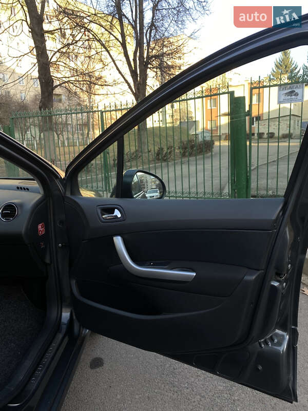 Хетчбек Peugeot 308 2008 в Луцьку