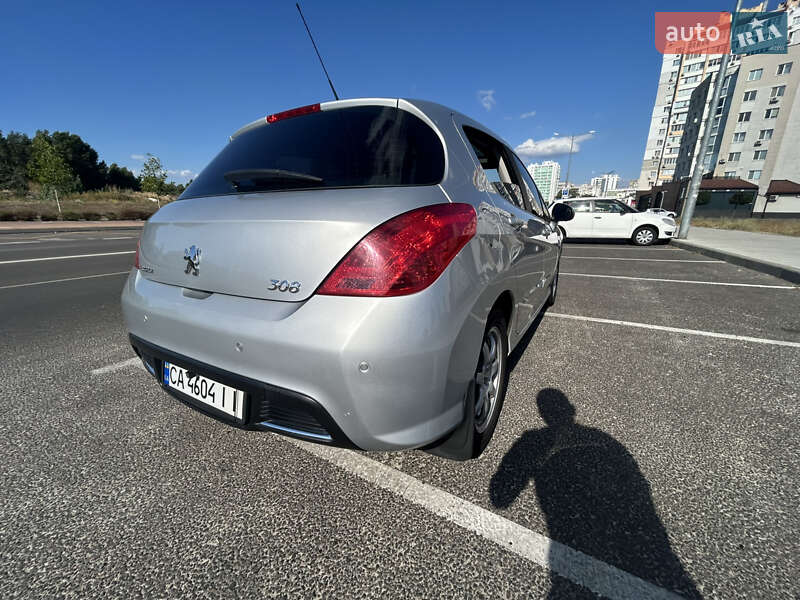 Хетчбек Peugeot 308 2007 в Черкасах